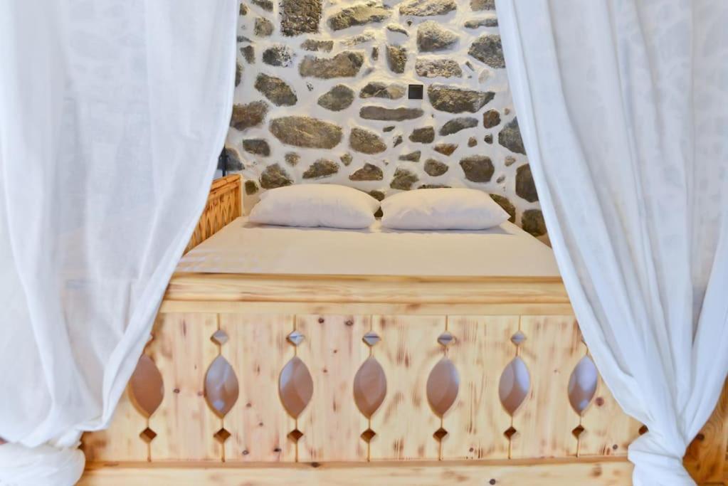 Volcano View Nisyros Emporeiós エクステリア 写真