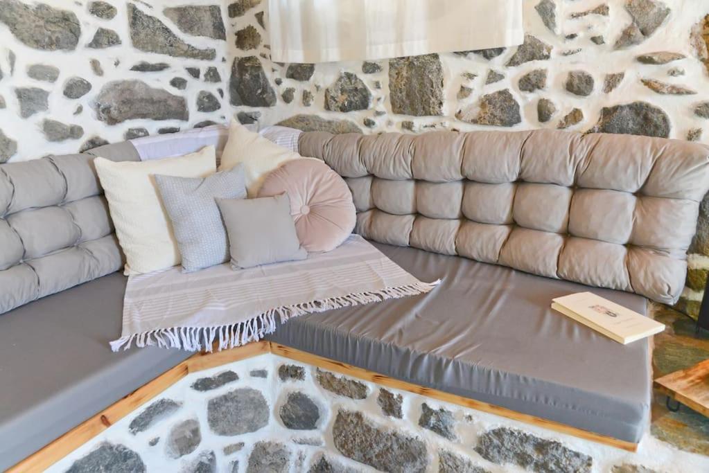 Volcano View Nisyros Emporeiós エクステリア 写真